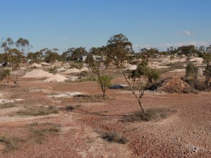 Three-mile opal fields