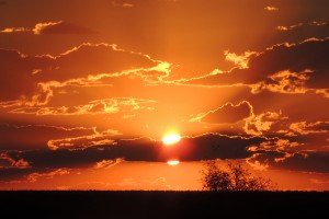 The sun sets over the opal fields at Lightning Ridge in Northern NSW